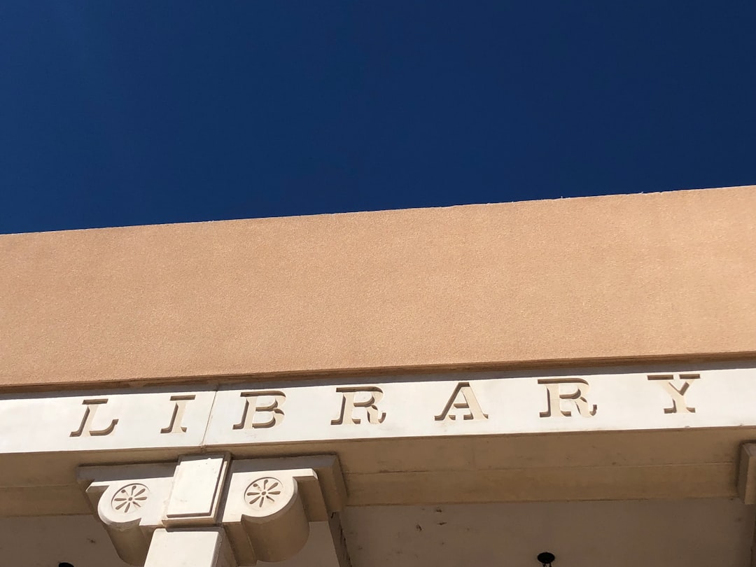 Biblioteca Municipal Pedro Mariño de Lobera