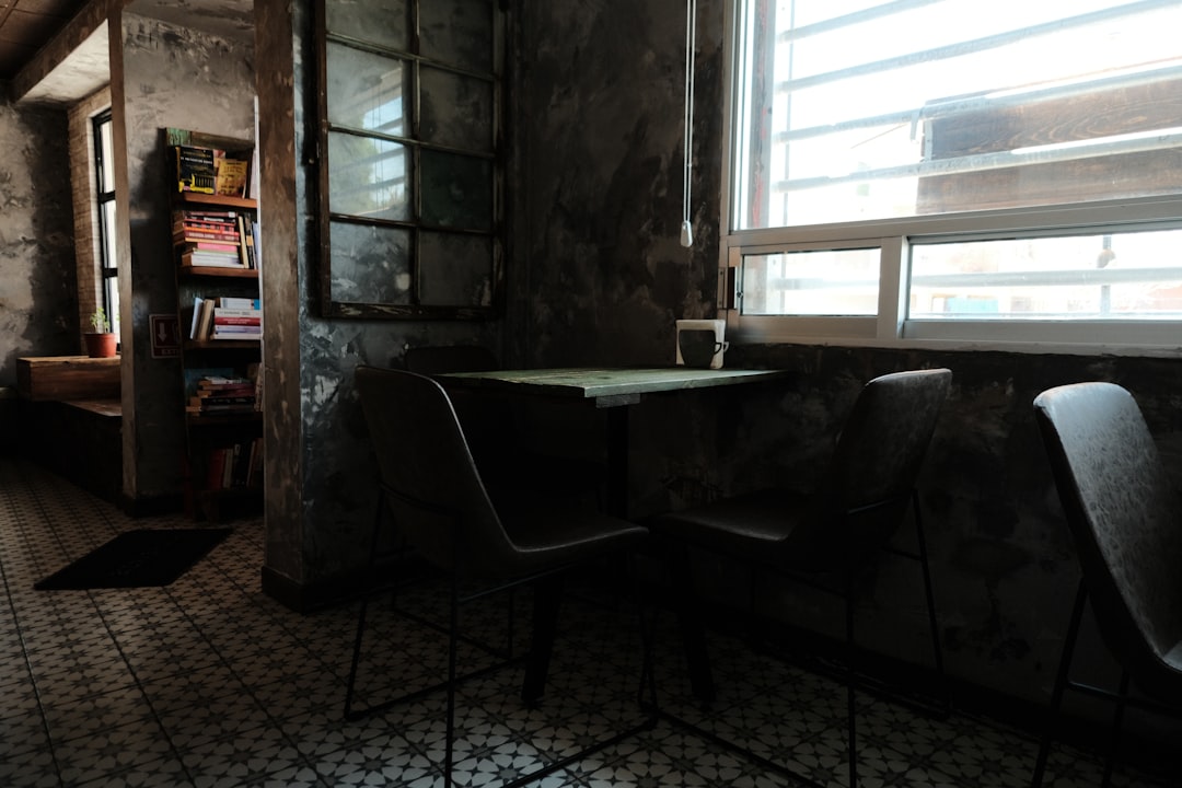 Botham's Cafe & Bakery