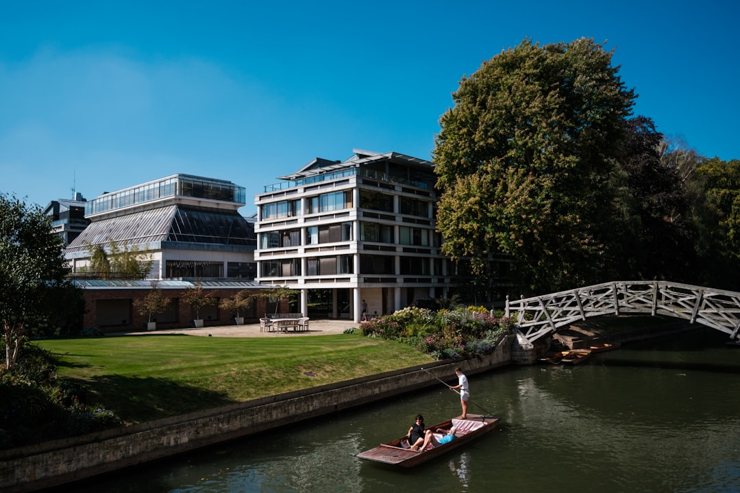 Cambridge Hospital Bor Medical Library