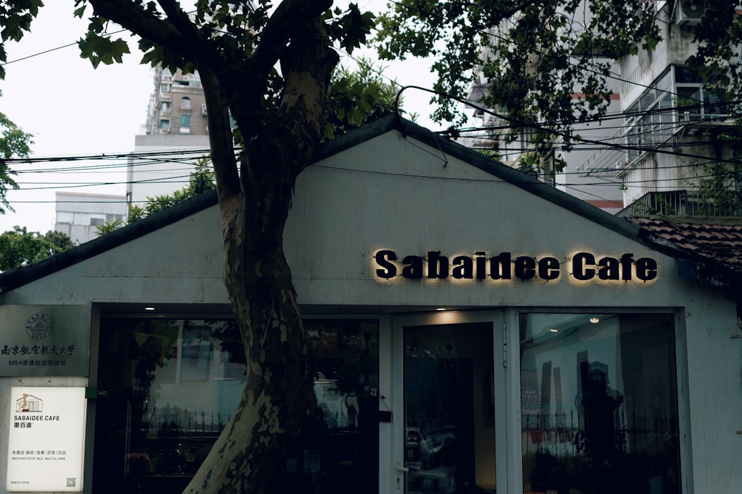 District Café
