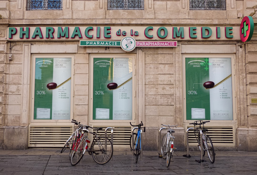 Georges Hostel & Café
