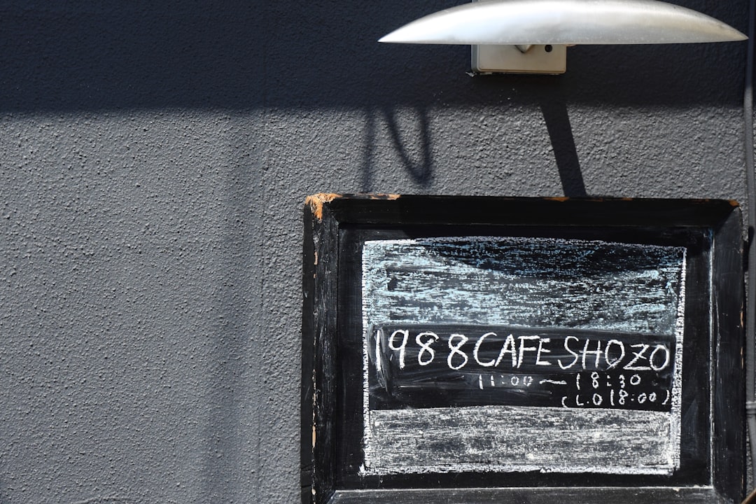 Hot Shots Cafe