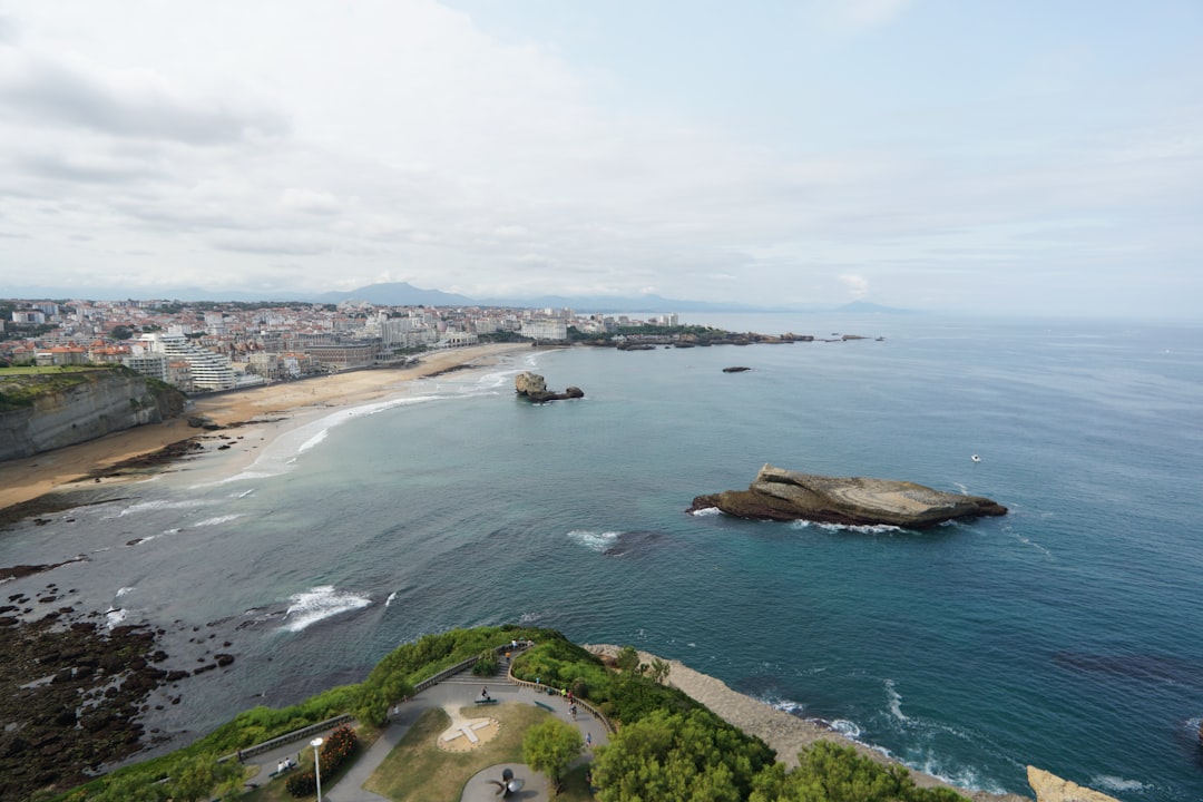 La Vague Basque