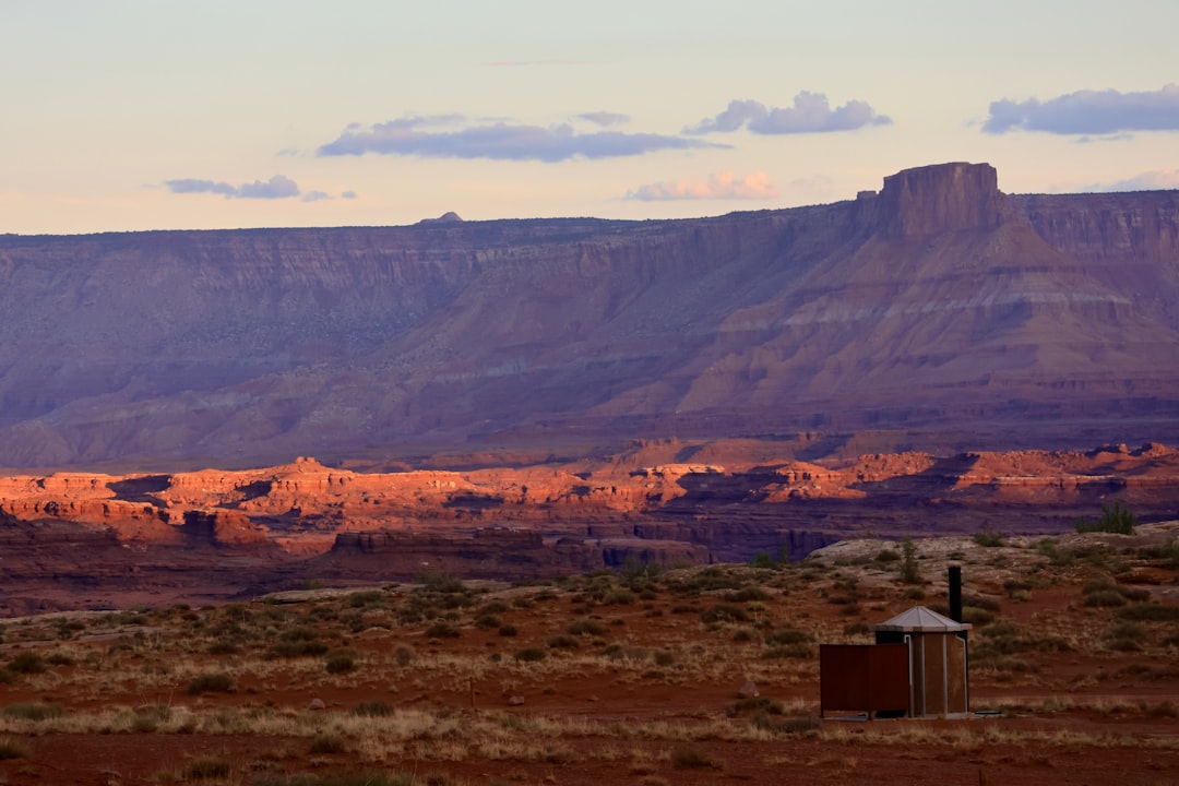Moab Garage