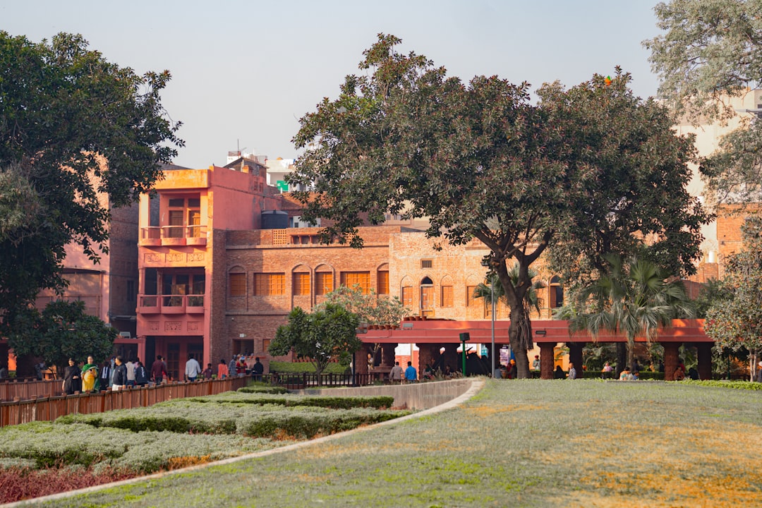 Shri Guru Ramdas Library
