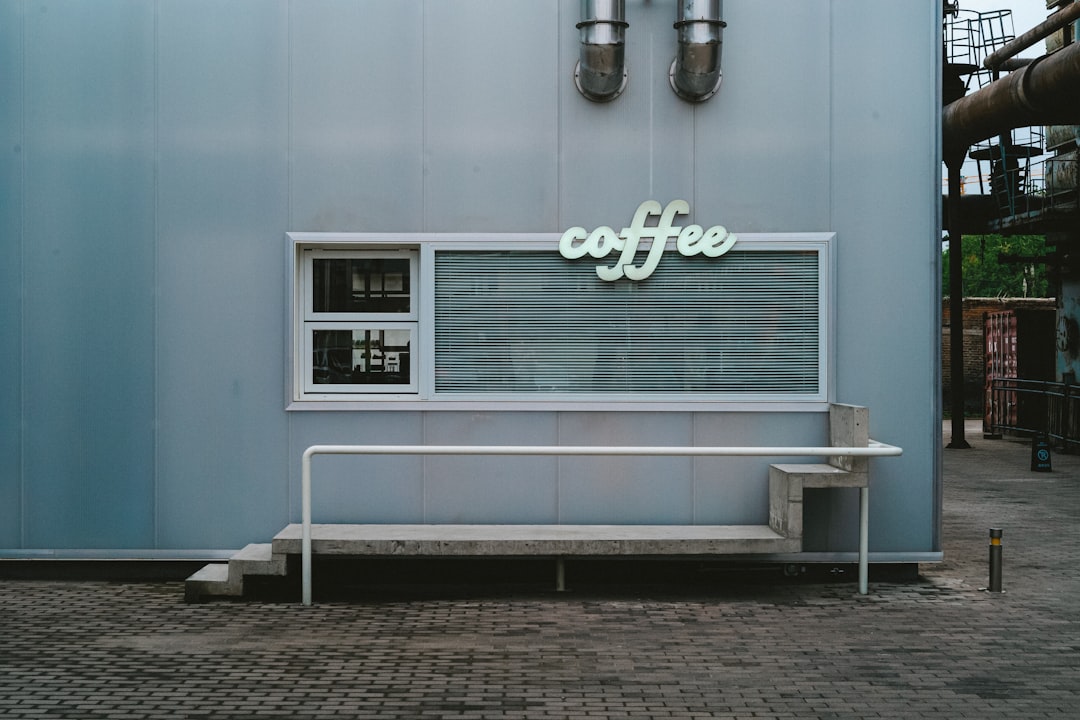 Sidewalk Cafe