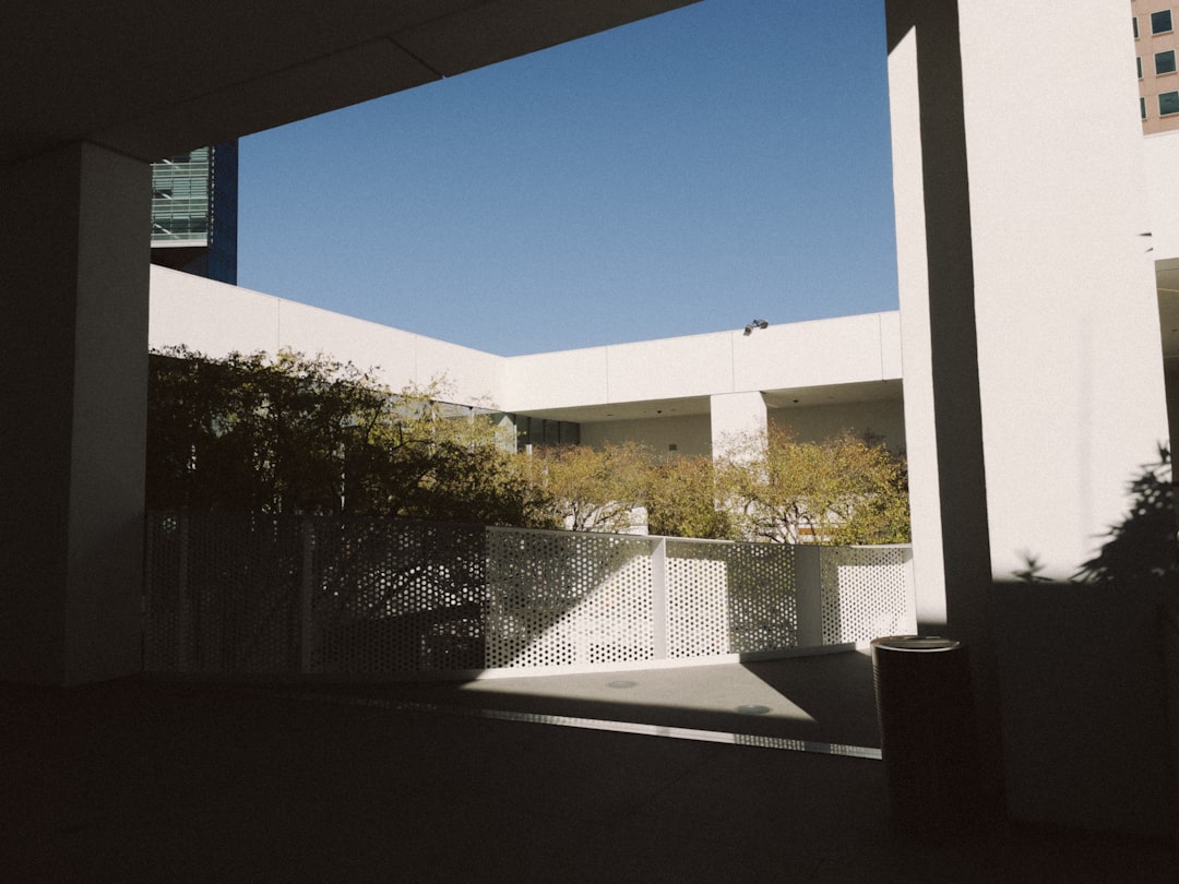 Sunland-Tujunga Library