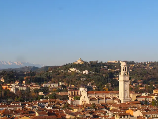 Abbadia Lariana, Italy. Hire creative talent in Abbadia Lariana.