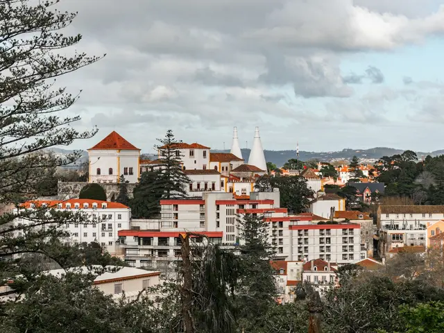 Abobada, Portugal. Hire creative talent in Abobada.