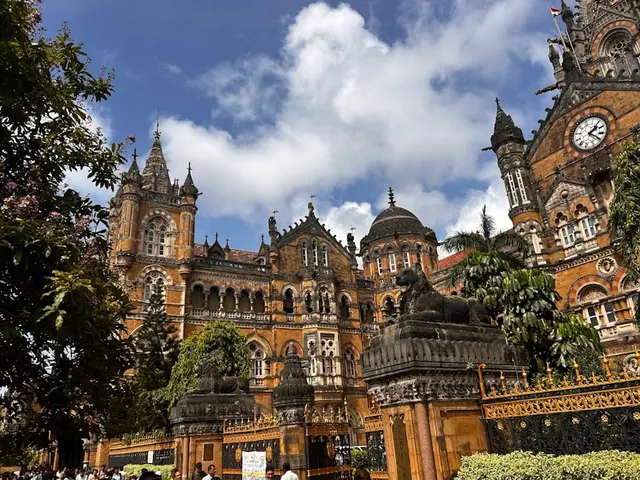 Bāgli, India. Hire creative talent in Bāgli.