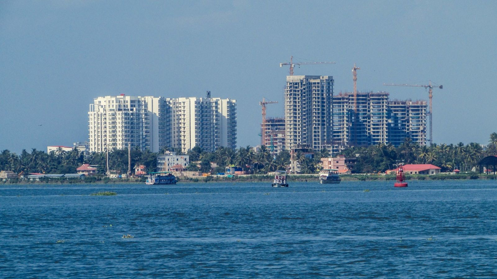 Perumpadappu, Kochi